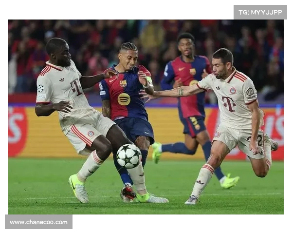 拜仁反击速度极快,打出高效进攻 拜仁反击速度极快,打出高效进攻