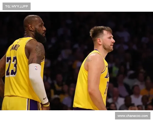 湖人队顺利晋级,众星云集闪耀赛场 湖人队顺利晋级,众星云集闪耀赛场