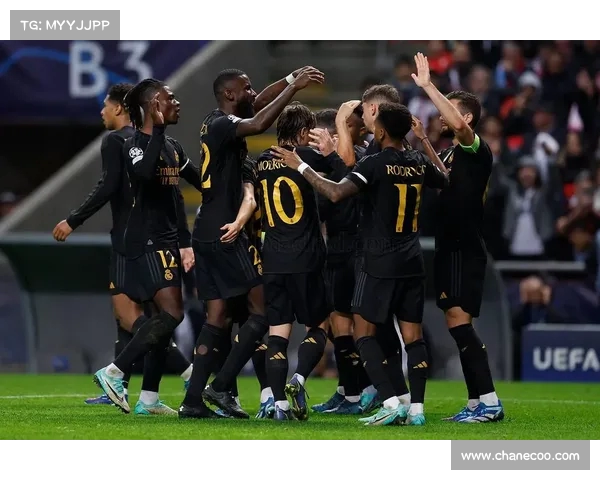 皇马稳步前行,强势击败对手 皇马稳步前行,强势击败对手