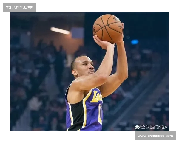 签下凯莱布·马丁，保障合同第四年球员选项成焦点(凯西马丁)