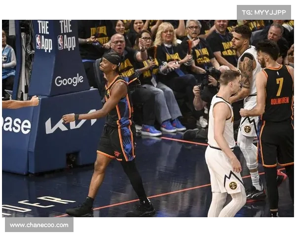 雷霆队在总决赛中展现出强大的球员协调性