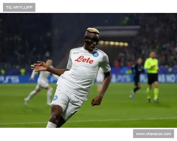 意大利足球甲级联赛那不勒斯奥斯梅恩头球绝杀对手