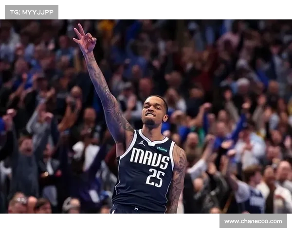 PJ-华盛顿力压对手,篮下双手暴扣掀起全场风暴(华盛顿篮球) PJ-华盛顿力压对手,篮下双手暴扣掀起全场风暴(华盛顿篮球)