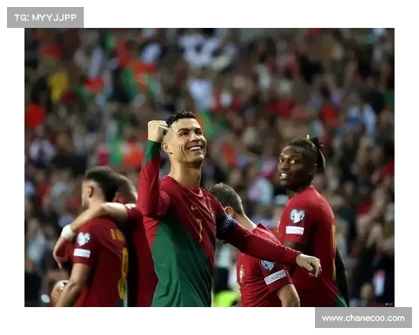 凌晨,欧洲杯重燃战火!葡萄牙挑战世界第二,C罗是否应当替补登场争首球? 凌晨,欧洲杯重燃战火!葡萄牙挑战世界第二,C罗是否应当替补登场争首球?