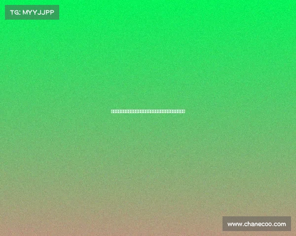 恩比德神秘举动：解说席后突然摸奥布莱恩杯，篮球迷纷纷猜测动机